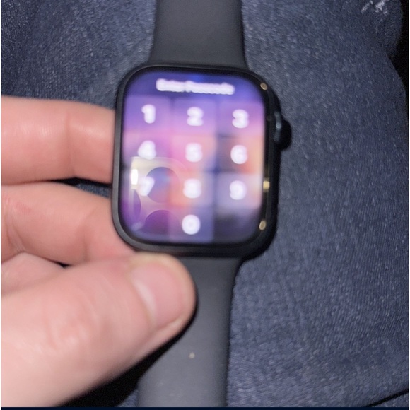 Apple Watch Series 8 gps - Picture 2 of 2